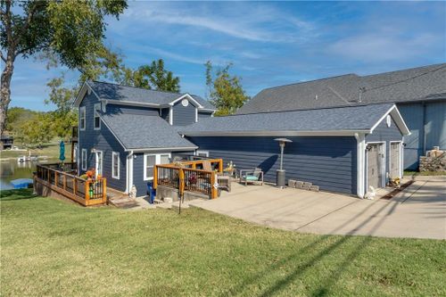 10 Clipper Drive, Lake Tapawingo, MO, 64015 | Card Image