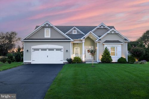 24860 Mistletoe Dr, Georgetown, DE, 19947-2769 | Card Image
