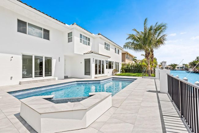4921 Ne 28 Th Ave, House other with 6 bedrooms, 6 bathrooms and null parking in Lighthouse Point FL | Image 4