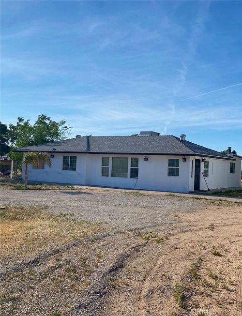 2131 W Avenue N, Palmdale, CA, 93551-2337 | Card Image