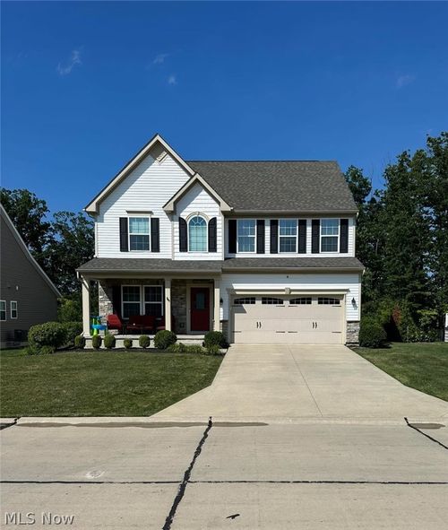 8721 Summer Wind Ln, Mentor, OH, 44060-1585 | Card Image