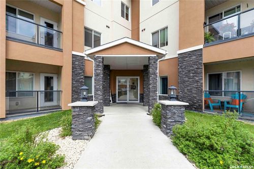 336-142 Pawlychenko Lane, Saskatoon, SK, S7V0N7 | Card Image