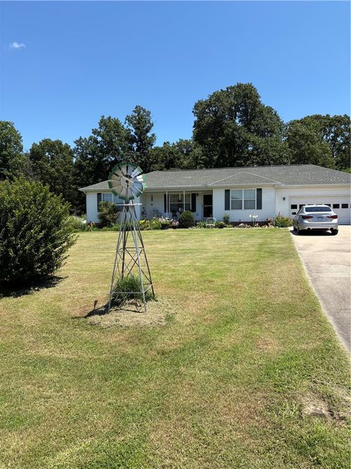 2632 Lacy Ln, Harrison, AR, 72601-8945 | Card Image