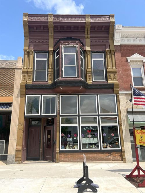 721 Main St, Osage, IA, 50461-1446 | Card Image