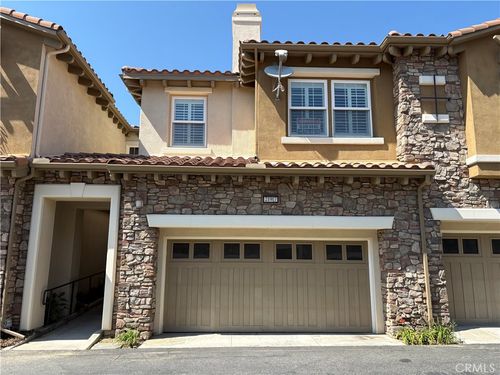 21917 Bella Vista Pl, Chatsworth, CA, 91311-2823 | Card Image