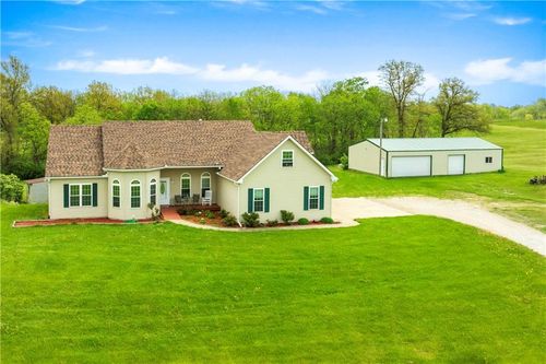 7191 Se Downing Rd, Holt, MO, 64048-9302 | Card Image