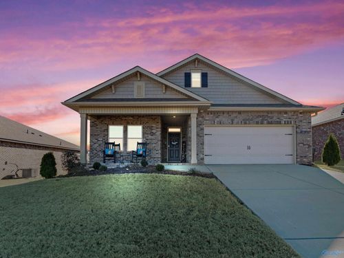 108 Settlement Dr, Huntsville, AL, 35810-6469 | Card Image