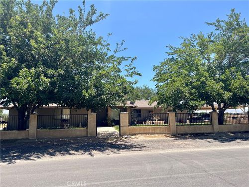 9752 E Avenue Q6, Palmdale, CA, 93591-2213 | Card Image