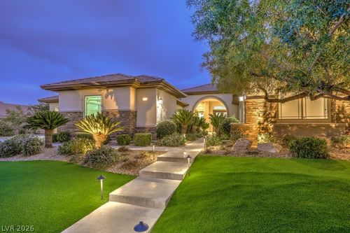 16 Pine Hollow Dr, Henderson, NV, 89052-6702 | Card Image