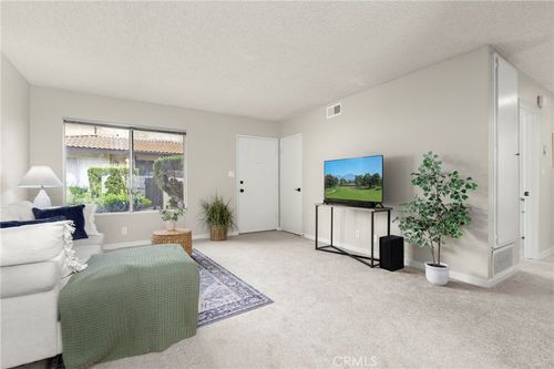 12-571 W Greenwood Ave, La Habra, CA, 90631-3784 | Card Image