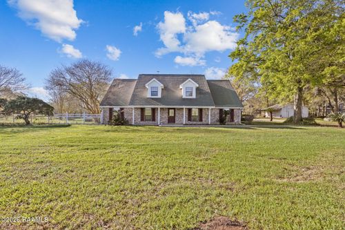 7733 Highway 87, Jeanerette, LA, 70544-8201 | Card Image