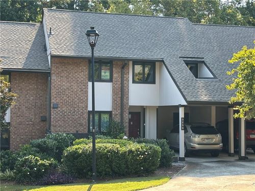3259 Clairmont North Ne, Brookhaven, GA, 30329-1022 | Card Image