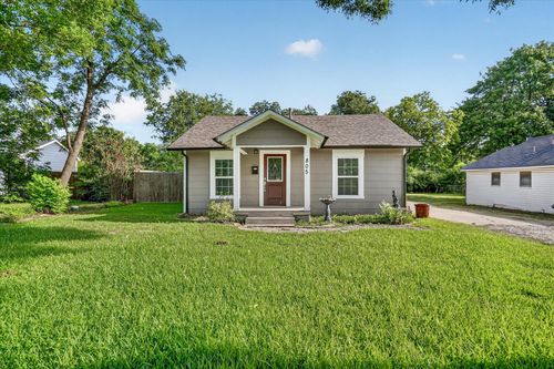 805 Houston St, Arlington, TX, 76012-5014 | Card Image