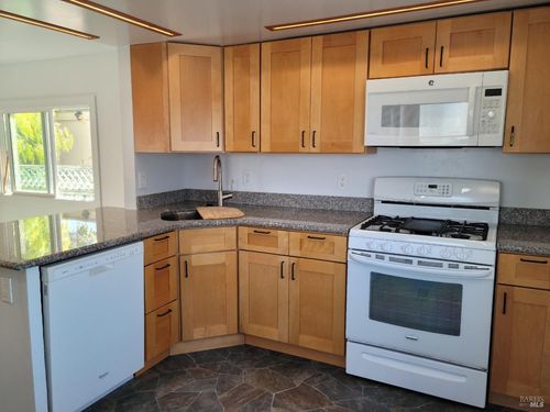spc-d2-2130 Redwood Hwy, Greenbrae, CA, 94904-2447 | Card Image