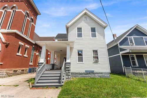 2up-3271 W 43rd Street, Cleveland, OH, 44109 | Card Image