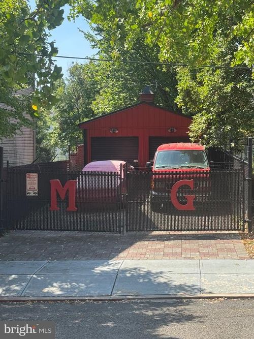 53 Violet St, TRENTON, NJ, 08618-5914 | Card Image