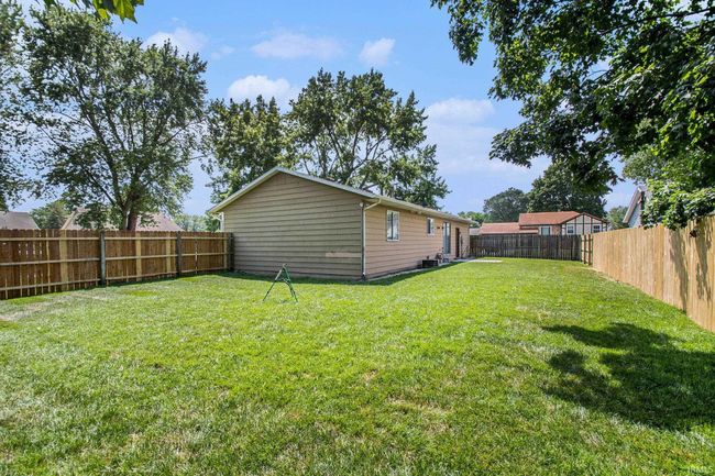 2404 Hummel Dr, House other with 3 bedrooms, 2 bathrooms and null parking in Mishawaka IN | Image 17