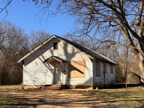 209 L St Ne, Ardmore, OK, 73401-7801 | Card Image