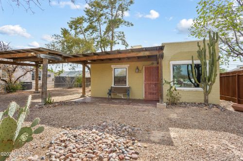 2607 N Goyette Ave, Tucson, AZ, 85712-1906 | Card Image