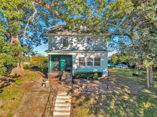 817 Farnam Street, Davenport, IA, 52803 | Card Image