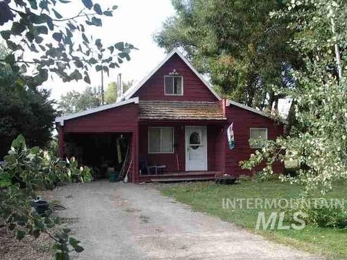 318 Camas Ave E, Fairfield, ID, 83327 | Card Image