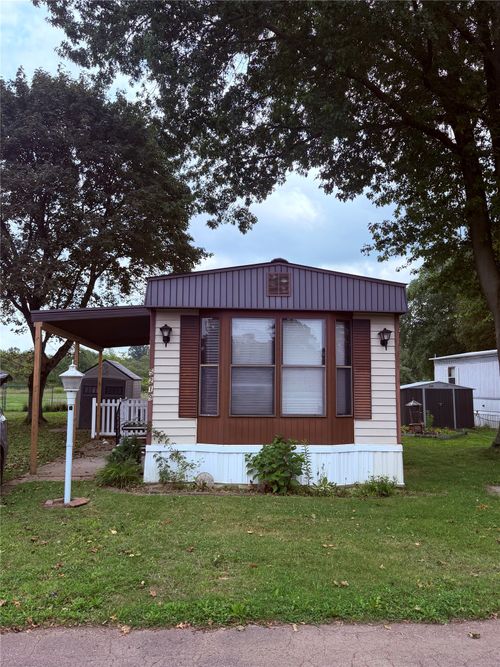5219 Deepwood Ln, Erie, PA, 16505-2915 | Card Image