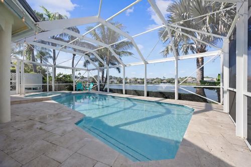122 Eagleton Ln, Palm Beach Gardens, FL, 33418-8052 | Card Image