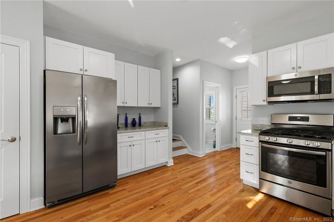 Kitchen | Image 10