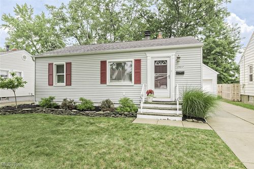 1407 Genesee Ave, Mayfield Heights, OH, 44124-1719 | Card Image