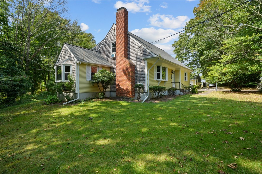 Main St, Assonet, MA 02702