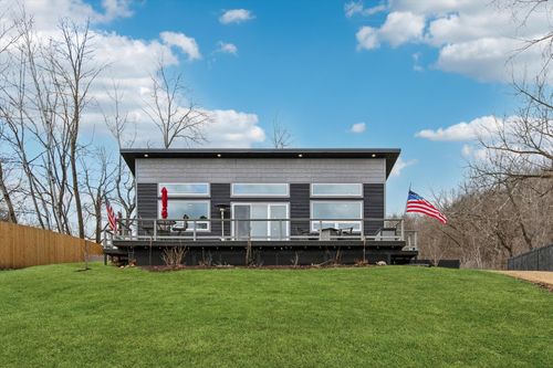 28571 Lake Avenue Way, Frontenac, MN, 55026-1044 | Card Image