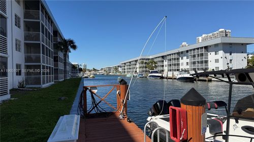 201-3849 Ne 169th St, North Miami Beach, FL, 33160-3295 | Card Image