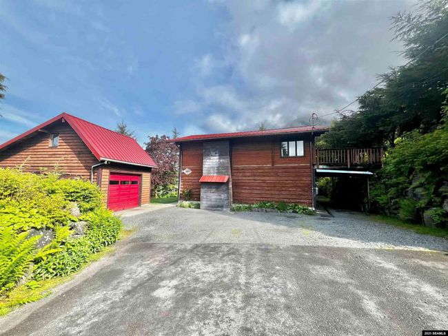 301 Wortman Loop, House other with 5 bedrooms, 3 bathrooms and 2 parking in Sitka AK | Image 11