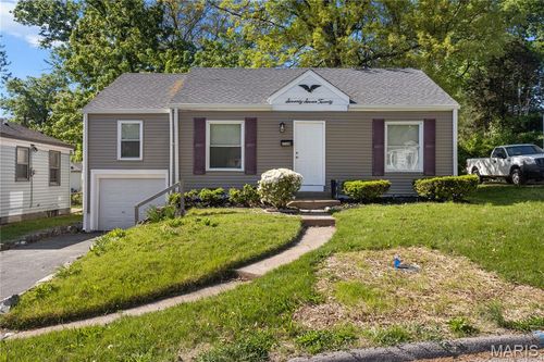 7720 Brocton Ct, Saint Louis, MO, 63121-4707 | Card Image