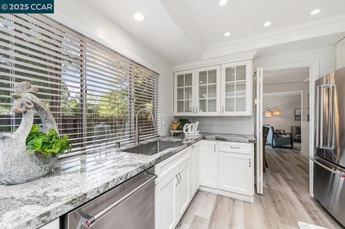 1909 Countrywood Ct, Walnut Creek, CA, 94598-1015 | Card Image