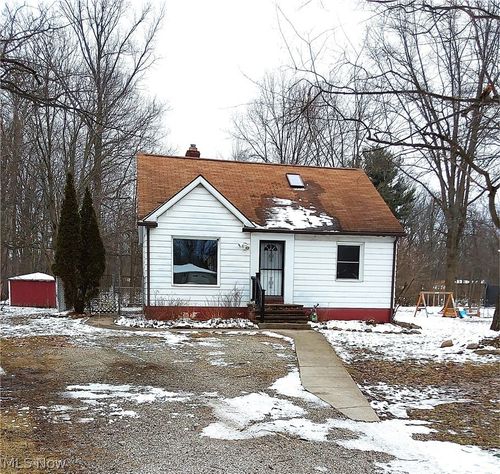 6172 Royalwood Rd, North Royalton, OH, 44133-3944 | Card Image