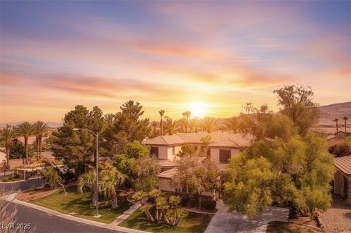 10127 Clifton Forge Ave, Las Vegas, NV, 89148-4539 | Card Image