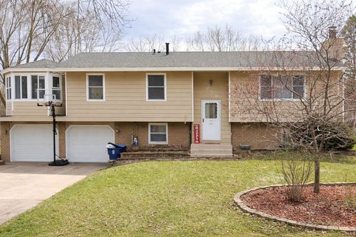 256 108th Ave Nw, Coon Rapids, MN, 55448-4412 | Card Image