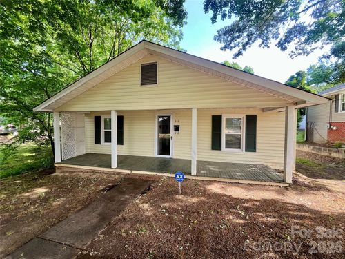 515 Spencer Ave, Asheboro, NC, 27203-6246 | Card Image