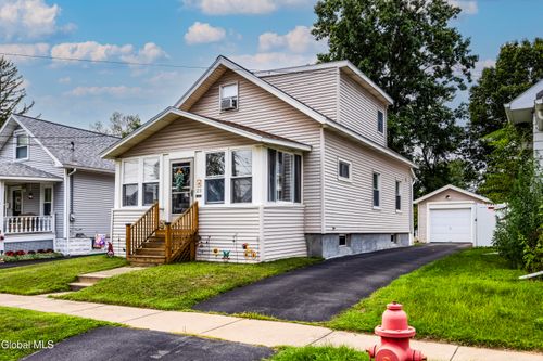 23 Elliott Avenue, Schenectady, NY, 12304 | Card Image