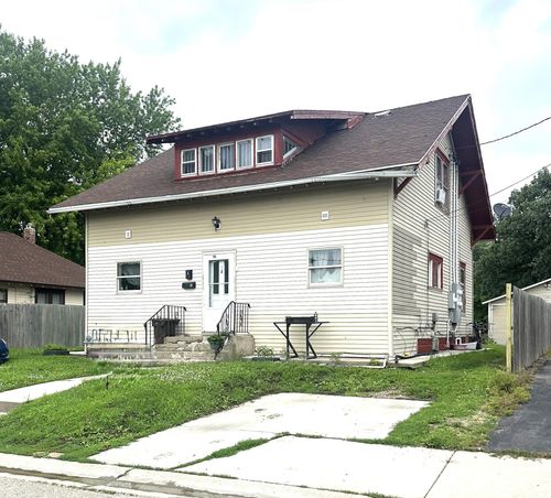111 Coleman Ave, Montevideo, MN, 56265-2126 | Card Image