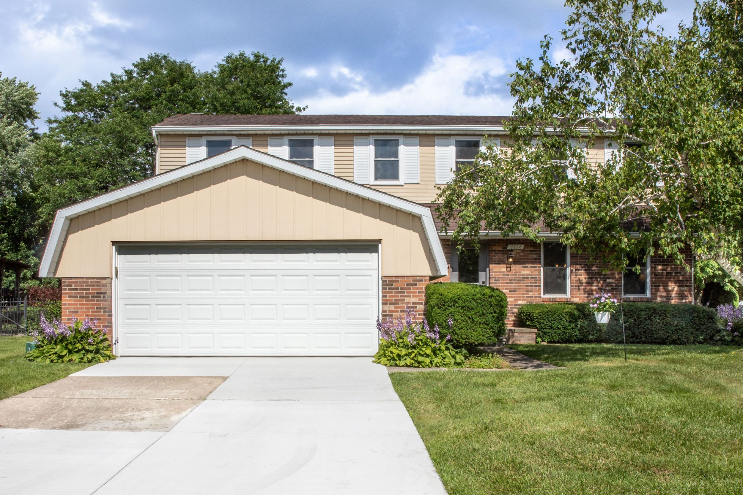 Admiralty Dr, Canton, MI 48187