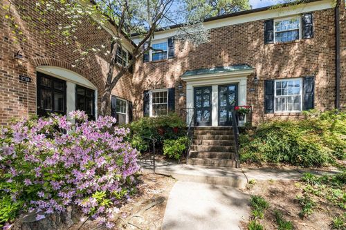 3743 Yorktown Pl, Raleigh, NC, 27609-7162 | Card Image