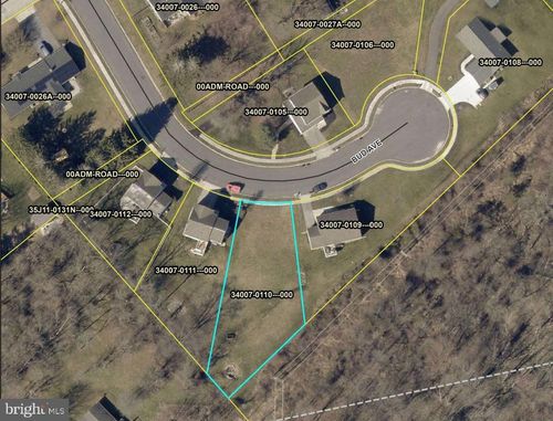 29 Bud Ave, NEW OXFORD, PA, 17350-9274 | Card Image