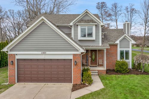 1960 Oakville Waltz Rd, New Boston, MI, 48164-9149 | Card Image