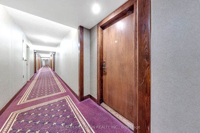 907 - 24 Hanover Rd, Condo with 2 bedrooms, 2 bathrooms and null parking in Brampton ON | Image 23