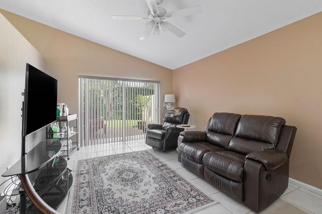 9594 Arbor View Dr, House other with 3 bedrooms, 2 bathrooms and null parking in Boynton Beach FL | Image 18