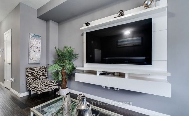 61 Farley Lane, House attached with 3 bedrooms, 3 bathrooms and 1 parking in Ancaster ON | Image 5
