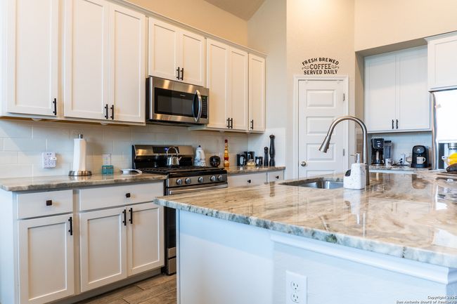 10242 Nate Range, House other with 4 bedrooms, 3 bathrooms and null parking in San Antonio TX | Image 28