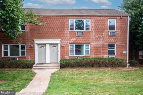 6b-93 Fox Road, Edison, NJ, 08817 | Card Image